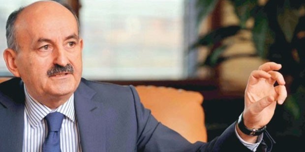 Mehmet Müezzinoğlu: Kamuya Personel Alımı Donduruldu