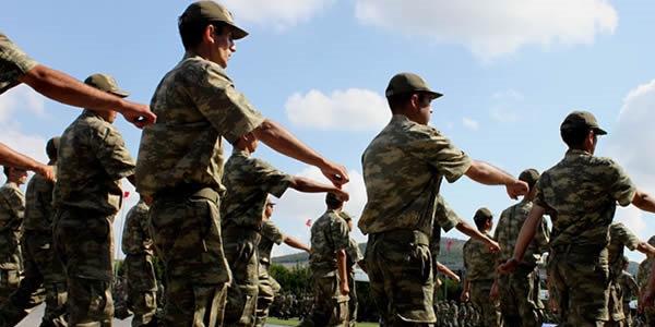 Askerlik İsteyene 3 Ay, İsteyene Asgari Ücretli Olacak