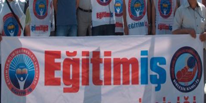 Öğretmenler Sonuç Belgelerini Eğitim İş’e Fakslıyor