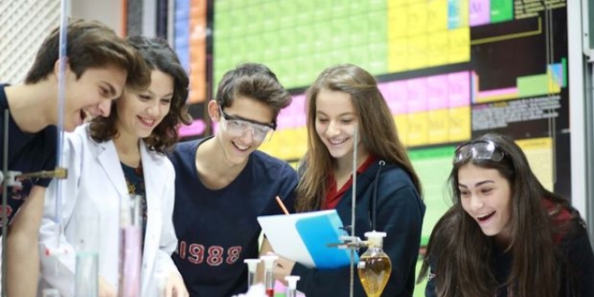 TEOG Tercihine Yerleşemeyene Adres Yine Açık Lise Oldu