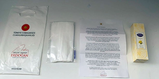 Kolonya ve Maske Dağıtımı Başladı: Pakette Cumhurbaşkanı Erdoğan’ın Mektubu da var